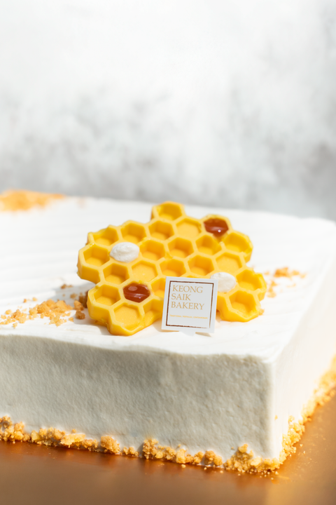 Bee-loved (Whole)