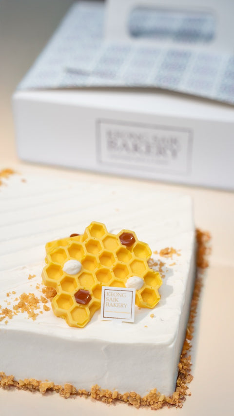 Bee-loved (Whole)